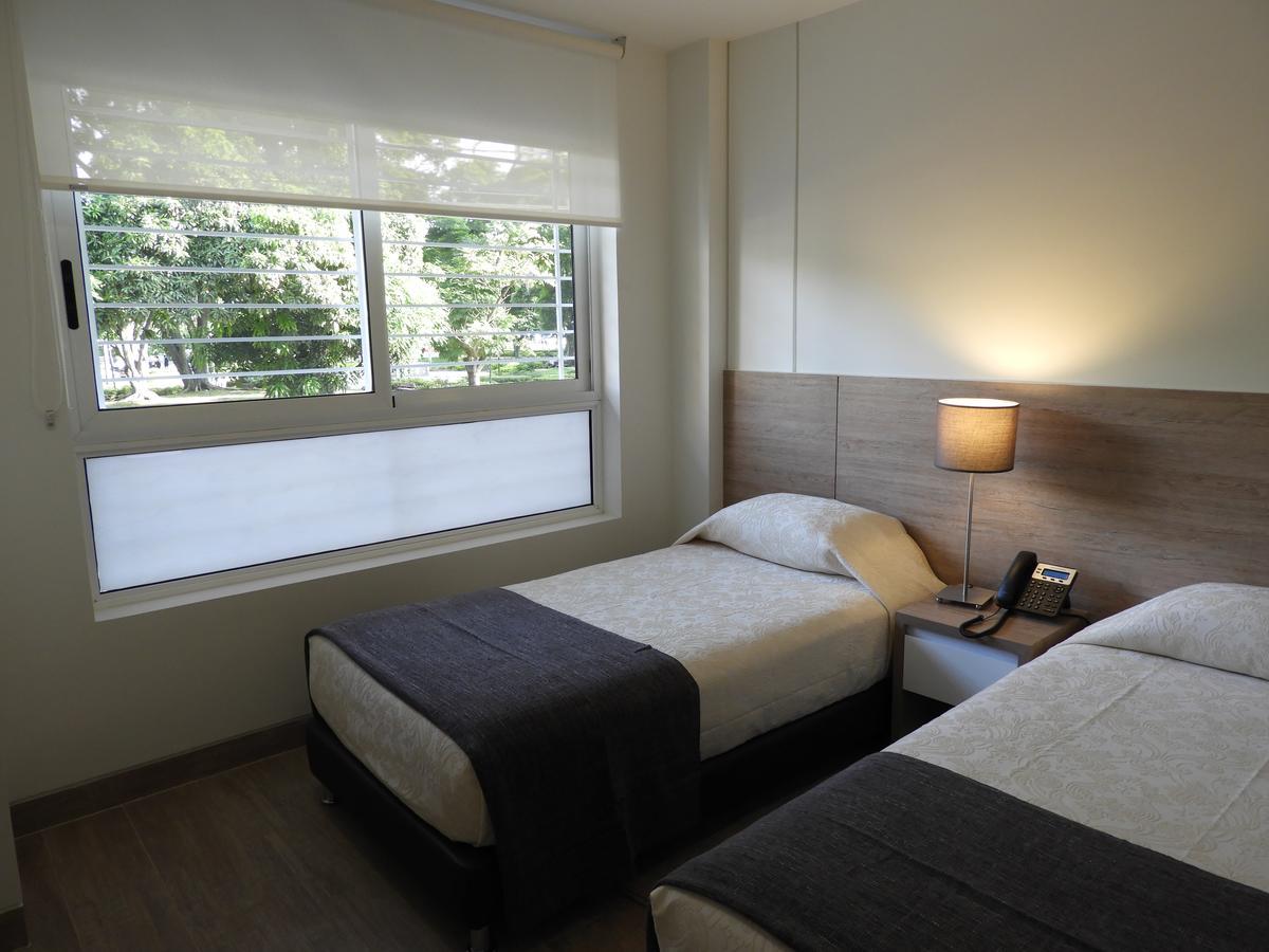 Park V Hotel Кали Екстериор снимка